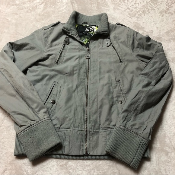 Fox Racing Light Grey Bomber Lightweight Jacket Size Medium - Picture 3 of 15